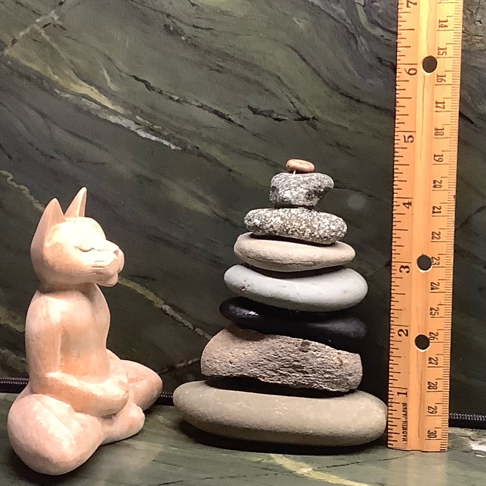 Balanced Stones Rock Art Set Hand Crafted Garden Home Decor New - Picture 9 of 12